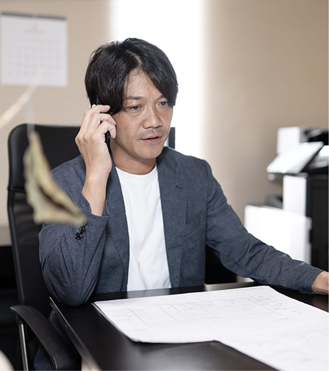 図面をチェックする代表